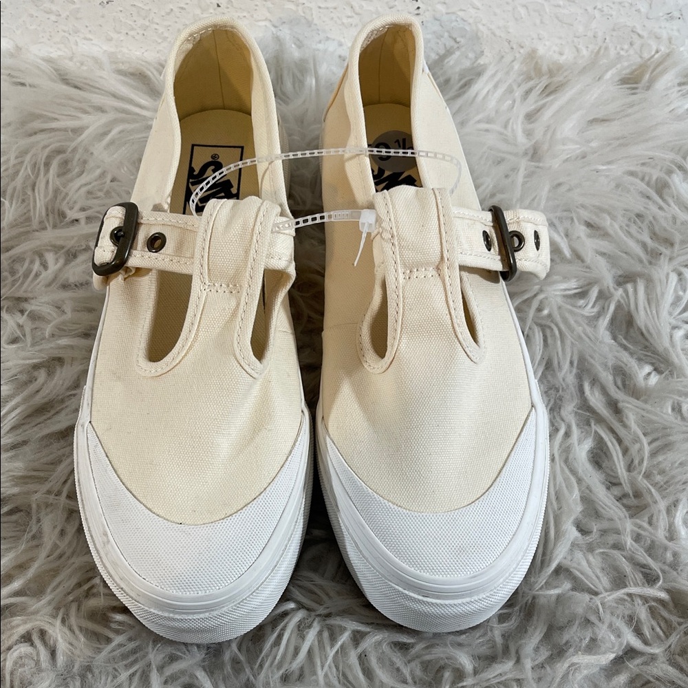 VANS Mary Jane Style 93 Buckle Strap Women’s Shoes White Canvas Size 9.5 NEW - Picture 3 of 15